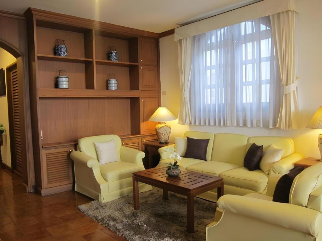 Lido Beach Hotel Патая Екстериор снимка