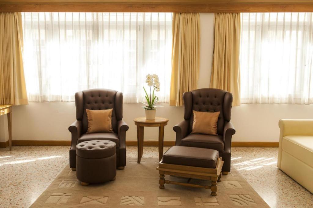 Lido Beach Hotel Патая Екстериор снимка