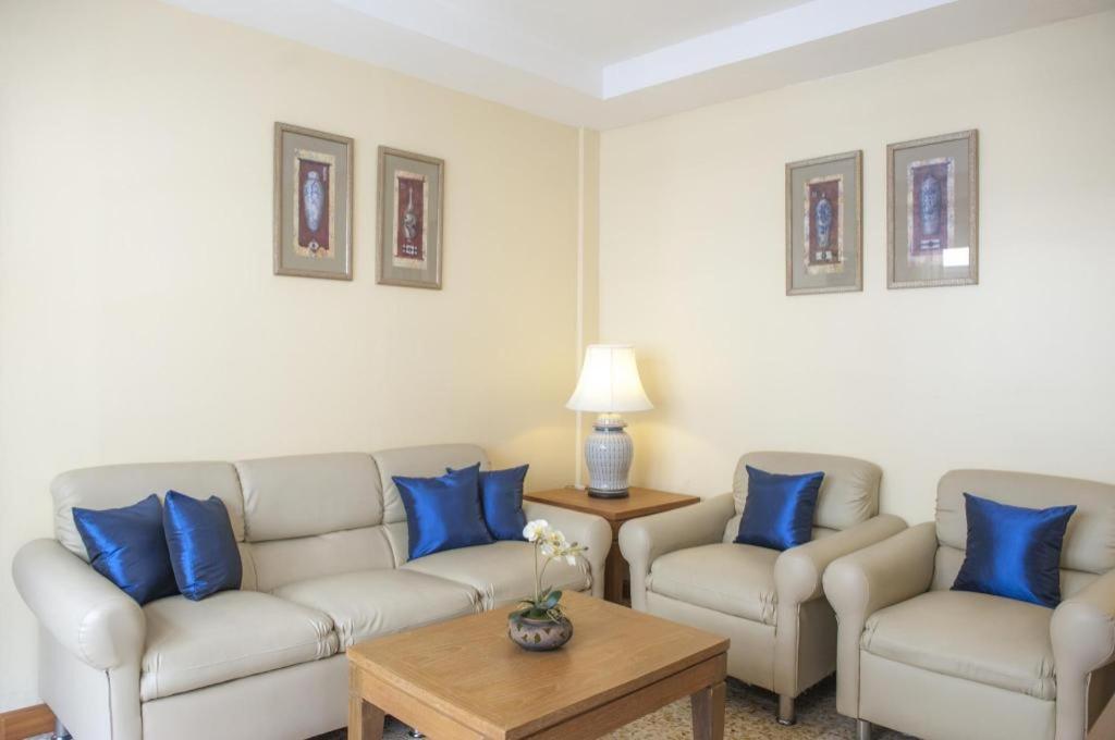 Lido Beach Hotel Патая Екстериор снимка